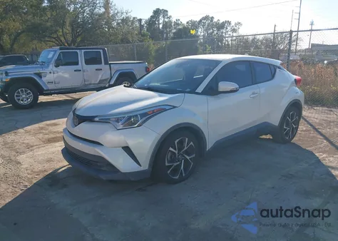 2018 Toyota C-Hr Xle z USA, uszkodzony, nr VIN NMTKHMBX1JR009371